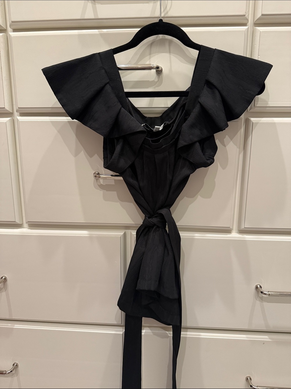 HUNTER BELL Black Ruffled Tie-Front Blouse